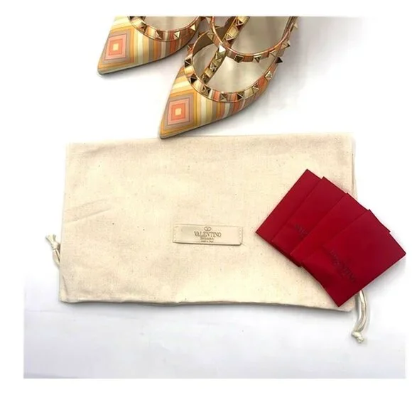 RARE Valentino Rockstud 1975 Pump, size 38.5, US 7, Matching Box NWT, MSRP $1195 - Picture 14 of 16